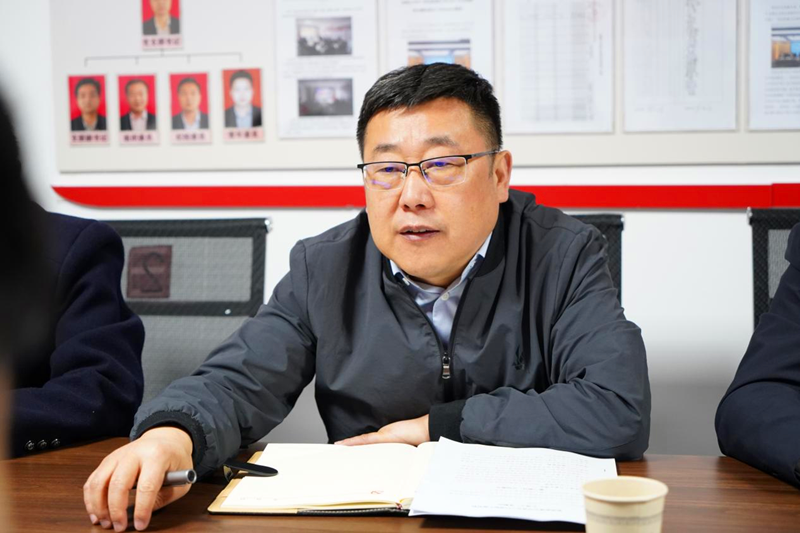 公司黨委副書(shū)記、總經(jīng)理徐國強一行深入選煤公司進(jìn)行工作調研配圖2.png