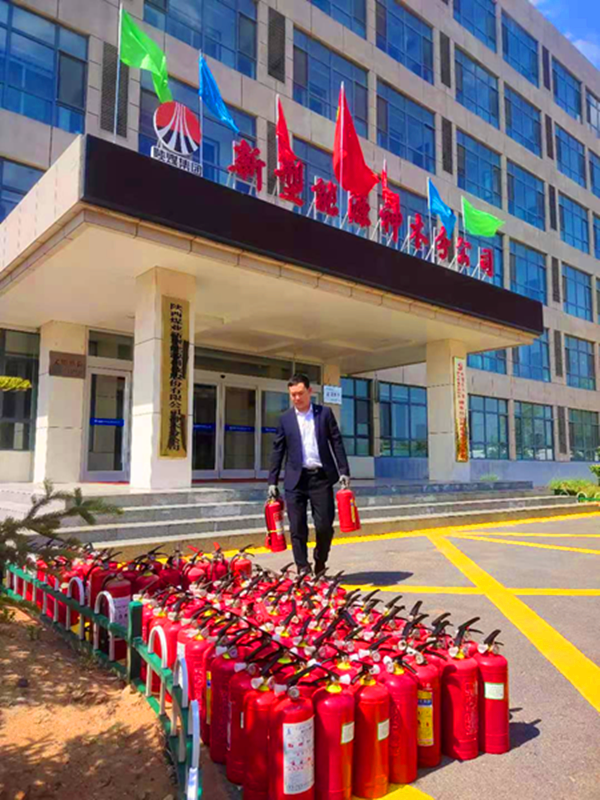 神木分公司開(kāi)展消防器材安全檢查工作1.png 神木分公司開(kāi)展消防器材安全檢查工作1.png