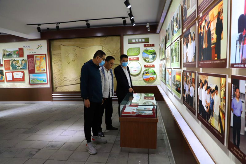 淮源公司赴桐柏革命紀念館開(kāi)展紅色教育主題活動(dòng)2.png 淮源公司赴桐柏革命紀念館開(kāi)展紅色教育主題活動(dòng)2.png