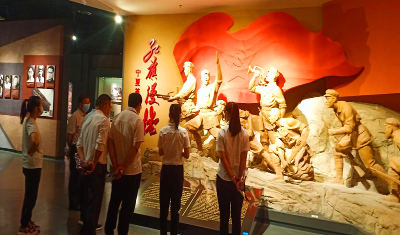 寧夏鑫爾特公司：緬懷革命先烈精神，弘揚愛(ài)國敬黨情懷