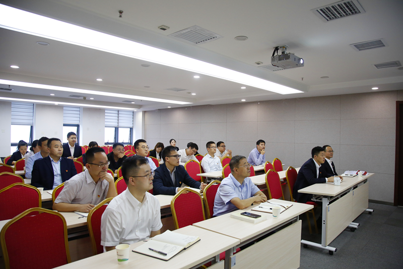 新型能源公司舉辦2021年黨支部標準化督導專(zhuān)班暨黨支部書(shū)記培訓班-配圖2.png 新型能源公司舉辦2021年黨支部標準化督導專(zhuān)班暨黨支部書(shū)記培訓班-配圖2.png