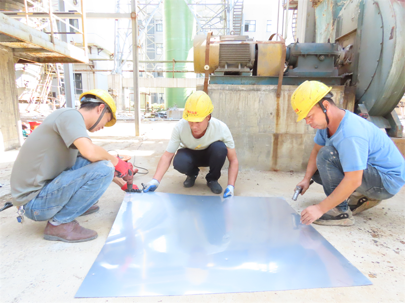 福建陜科公司:中秋節期間他們仍堅守崗位不打烊-1.png 福建陜科公司:中秋節期間他們仍堅守崗位不打烊-1.png