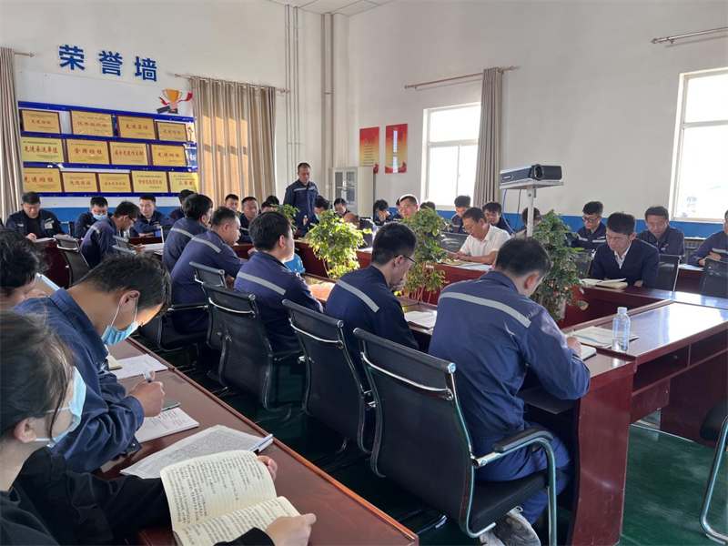 神木分公司:“六大法寶”力促安全管理顯成效-1.png 神木分公司:“六大法寶”力促安全管理顯成效-1.png