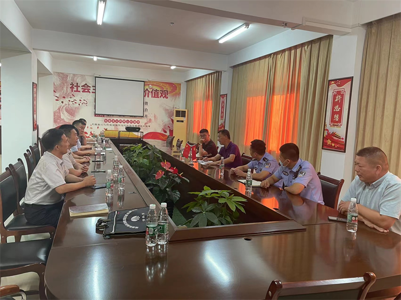 福建陜科能源公司:政企聯(lián)心 供水保暢通-2.png 福建陜科能源公司:政企聯(lián)心 供水保暢通-2.png