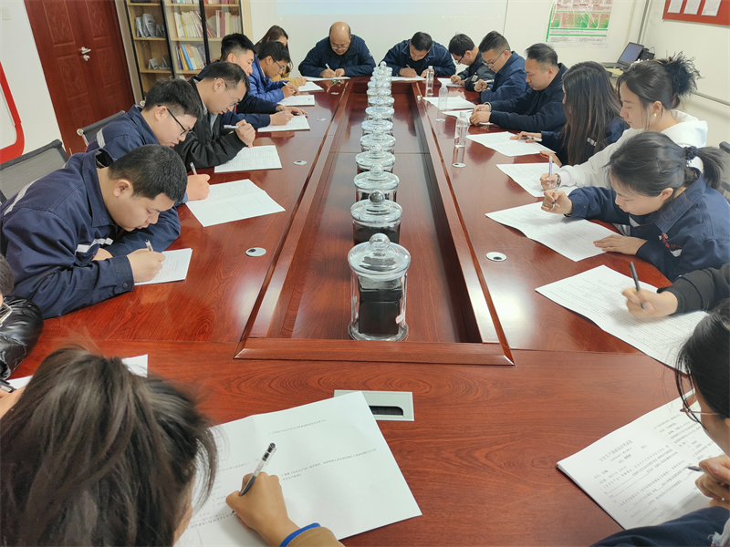 公司各部門(mén)安全生產(chǎn)“聯(lián)培”走進(jìn)三原公司1.png 公司各部門(mén)安全生產(chǎn)“聯(lián)培”走進(jìn)三原公司1.png