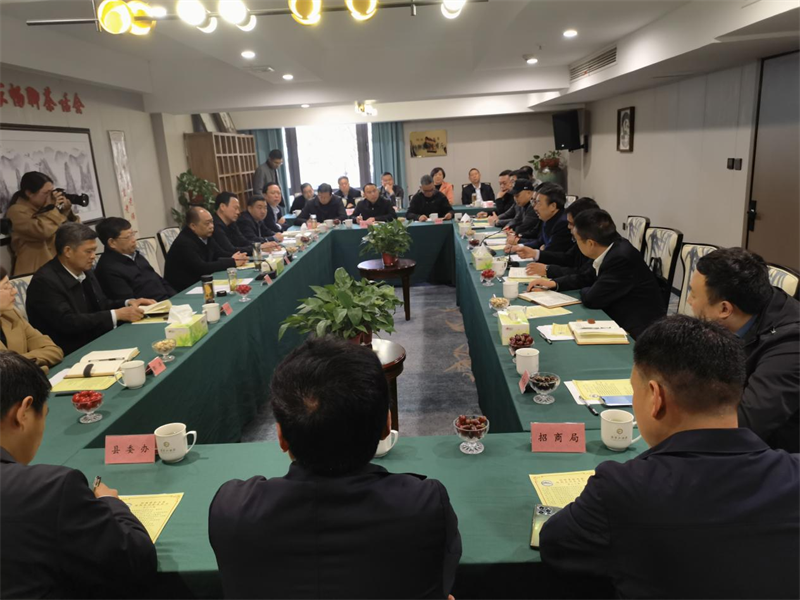 方剛帶隊赴河南考察調研1.png 方剛帶隊赴河南考察調研1.png
