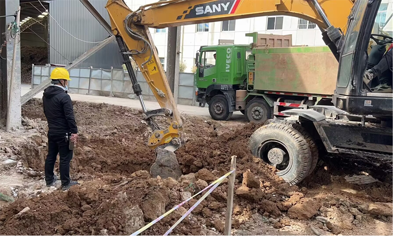 不負春光建設忙1新型能源公司:奮進(jìn)春光里 新能建設忙1.png 不負春光建設忙1新型能源公司:奮進(jìn)春光里 新能建設忙1.png