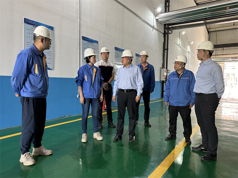 徐國強帶隊深入基層單位檢查指導慰問(wèn)1.jpg 徐國強帶隊深入基層單位檢查指導慰問(wèn)1.jpg