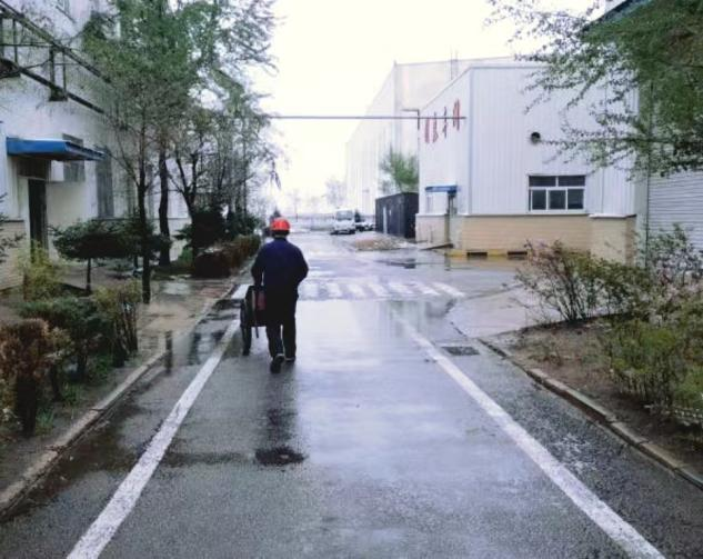 溫江 詩(shī)歌——《雨》