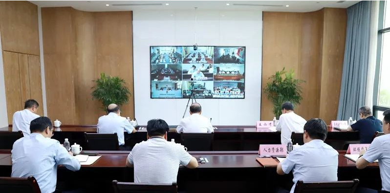 陜煤集團召開(kāi)7月份及下半年安全生產(chǎn)暨治本攻堅三年行動(dòng)推進(jìn)會(huì )