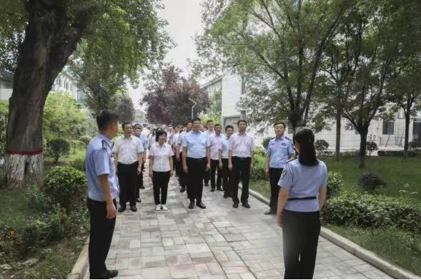新型能源公司:“四個(gè)著(zhù)力”推動(dòng)黨紀學(xué)習教育走深走實(shí)